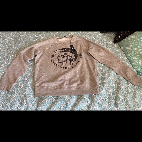 New sweater - Picture 4 of 4